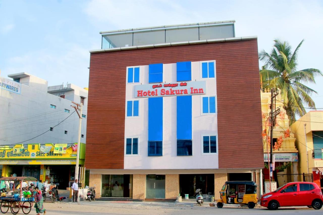 Hotel Sakura Inn Hosūr Exterior foto